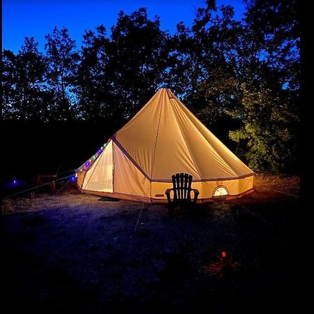 Camping Arbre De Vie 蒙塔尼亚克 外观 照片