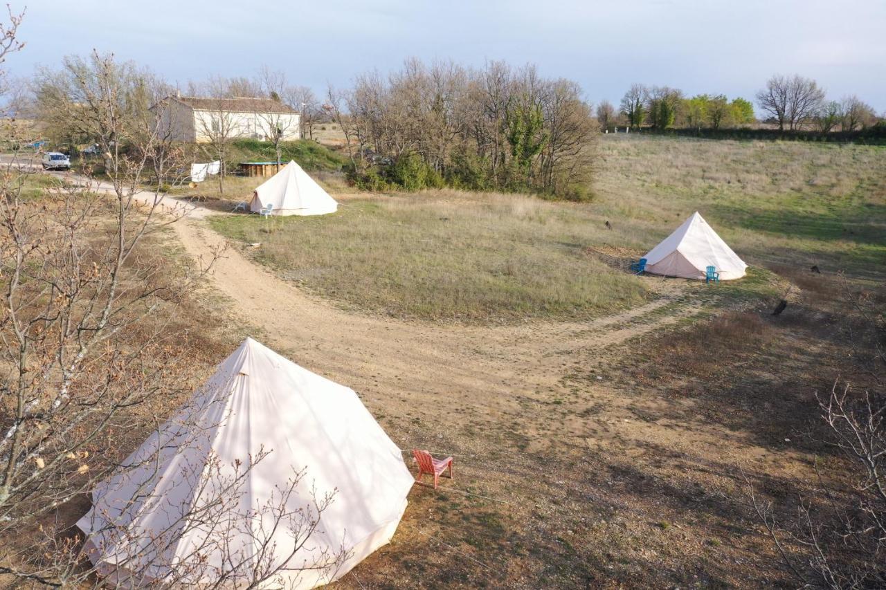 Camping Arbre De Vie 蒙塔尼亚克 外观 照片