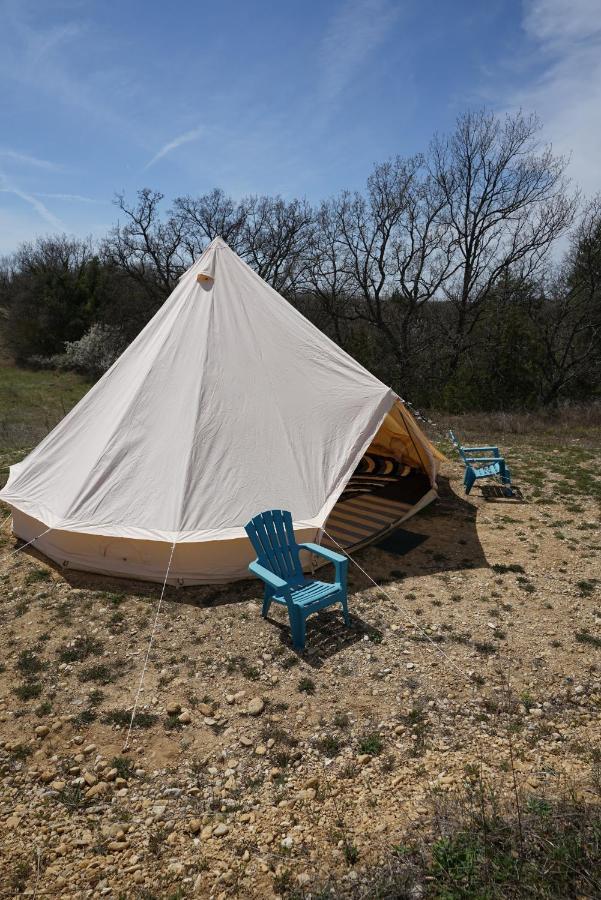 Camping Arbre De Vie 蒙塔尼亚克 外观 照片