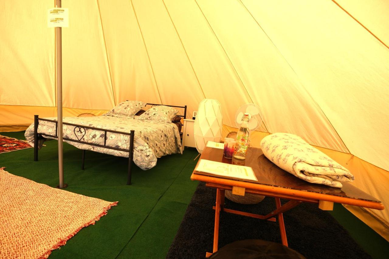 Camping Arbre De Vie 蒙塔尼亚克 外观 照片