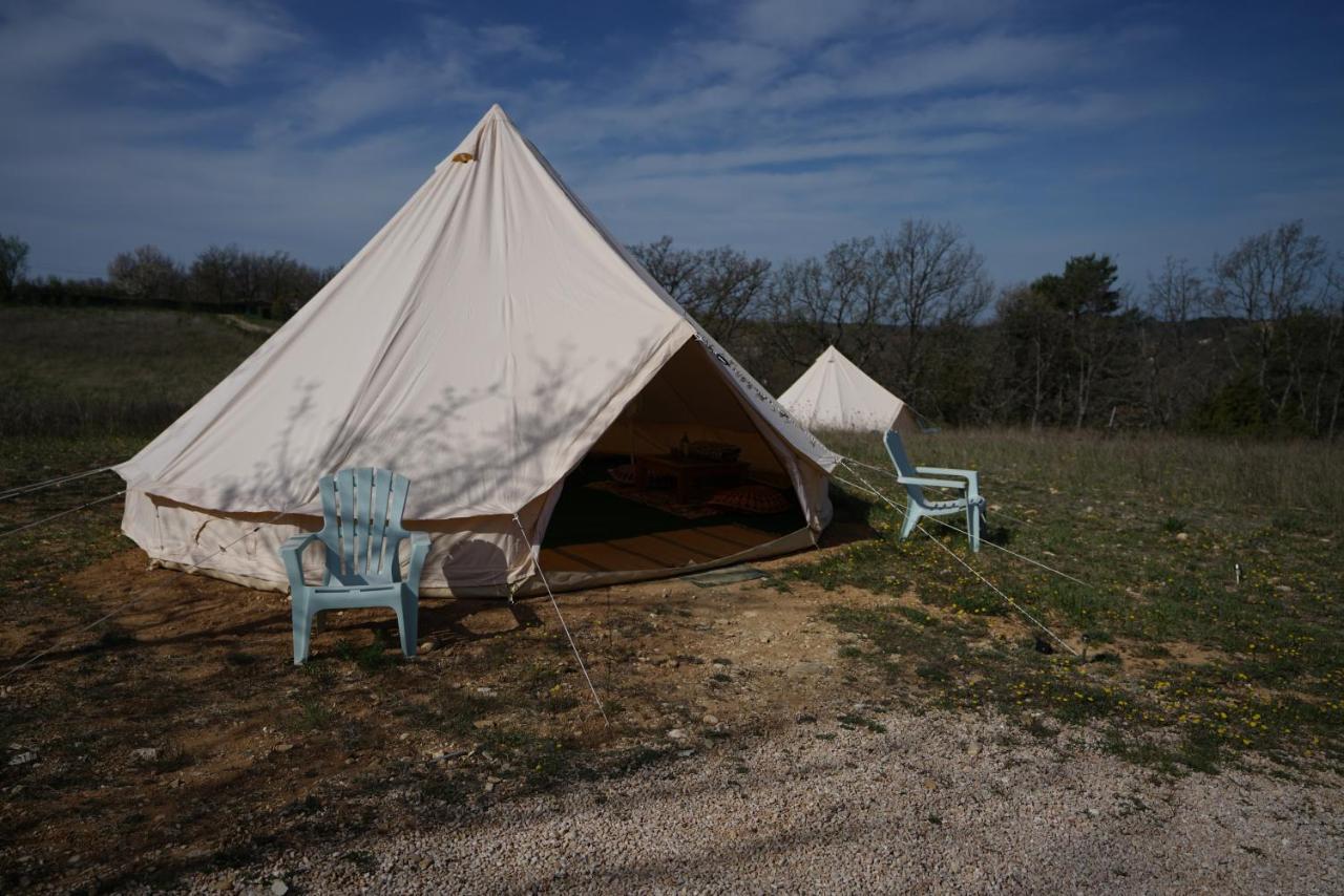 Camping Arbre De Vie 蒙塔尼亚克 外观 照片